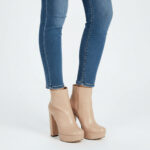 Virtual Try On 367dc22b 7b44 4272 A4b0 7c336f574a2a