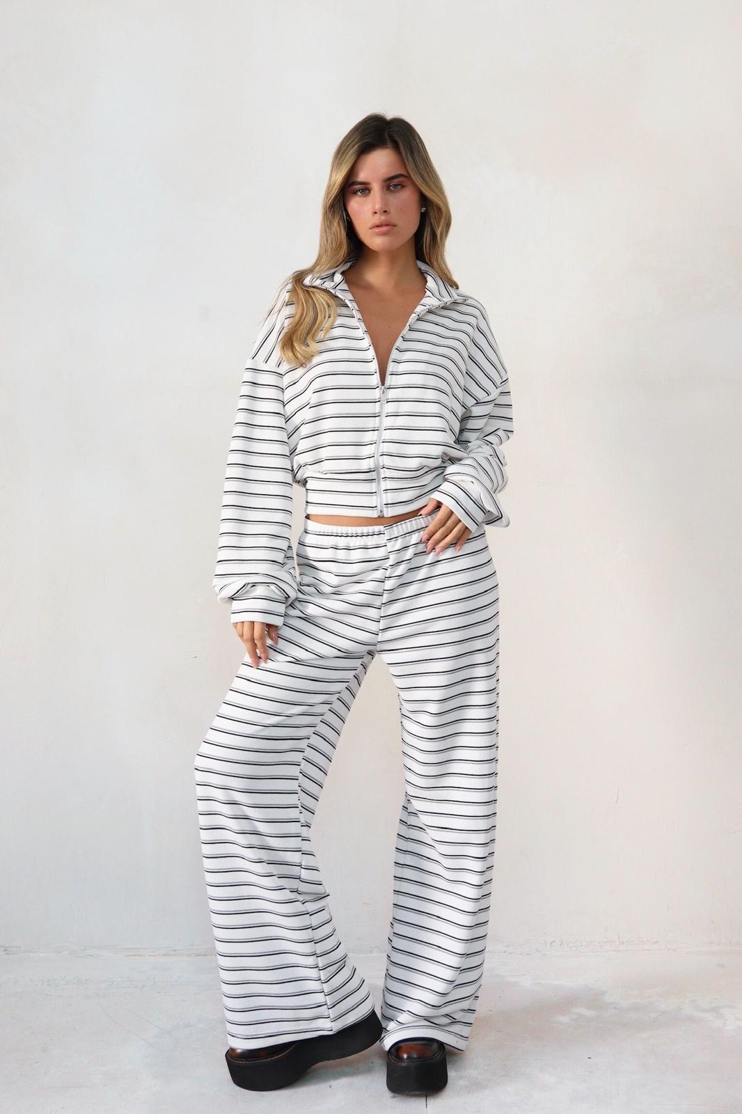 0cc34ed8 E032 487f Aa67 7ba5a69678e2