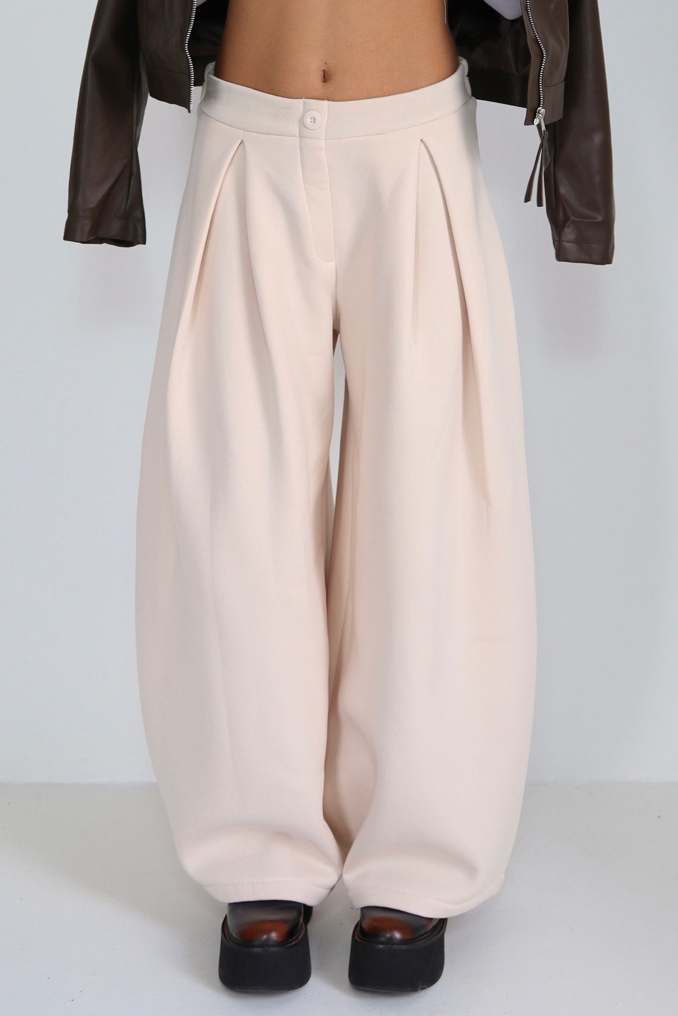 659f2bbf A19f 4557 8376 41b73b6c2796