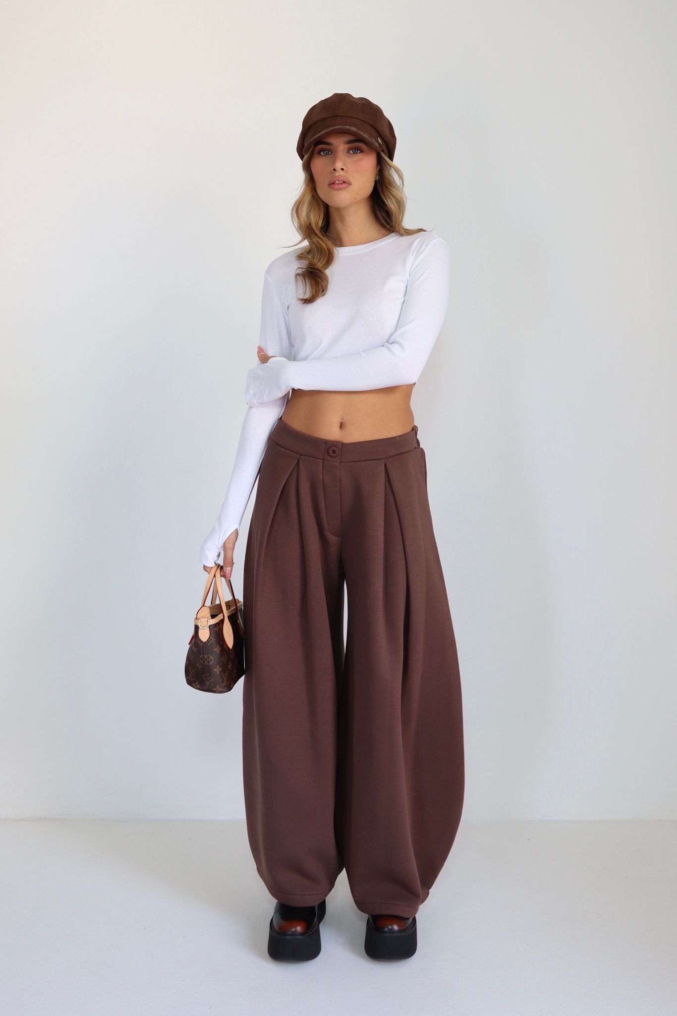 77963ed8 5561 4435 A61b E2ba1e8ae28b